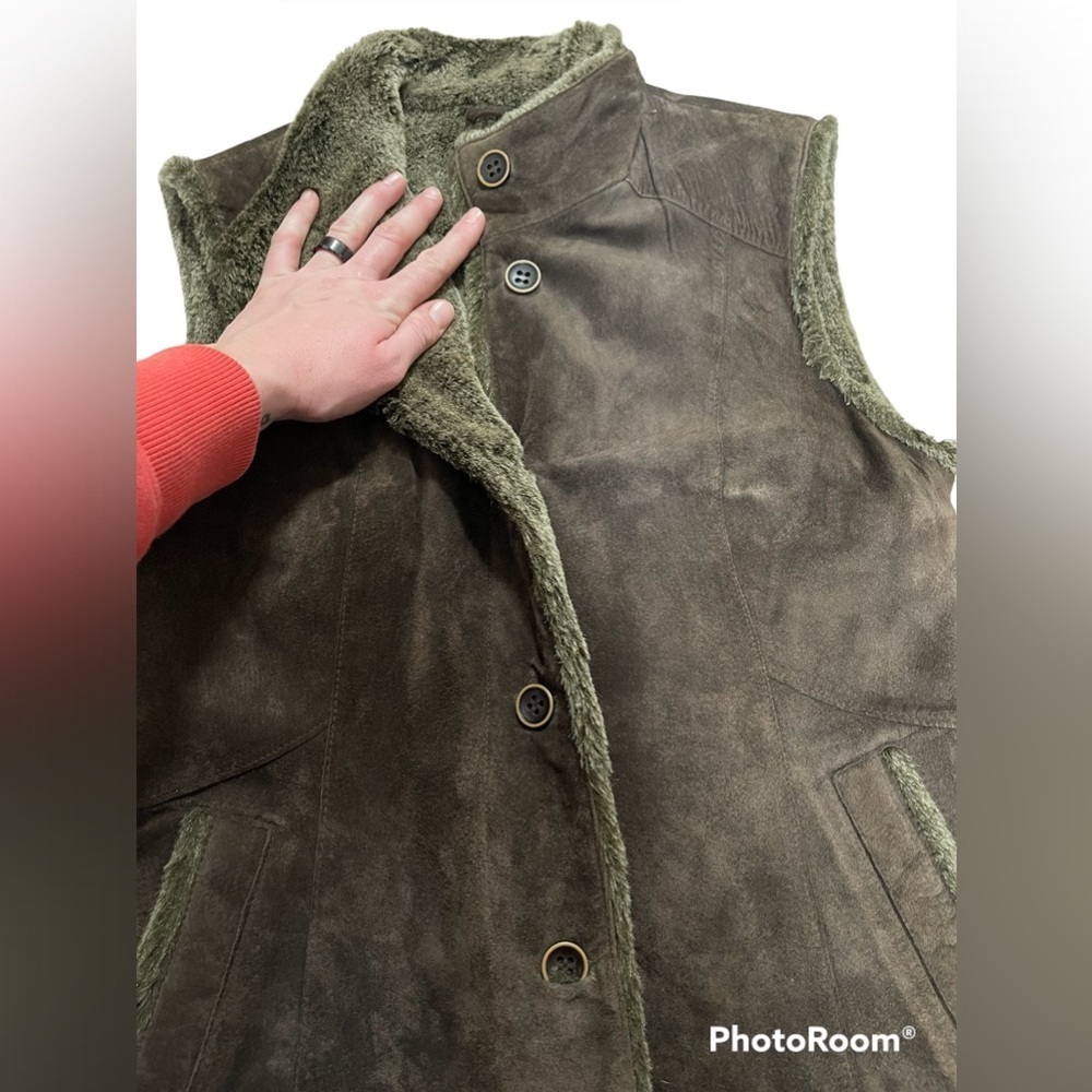 Eddie Bauer Suede Vest - Picture 3 of 7